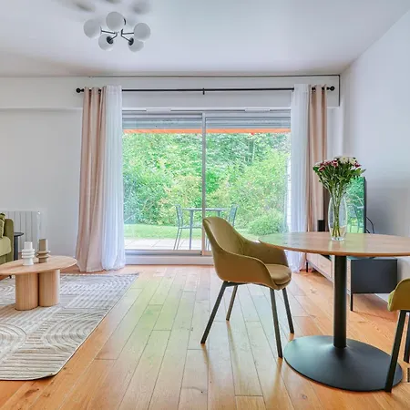 شقة Ravissant Studio Cosy Avec Terrasse - 335b